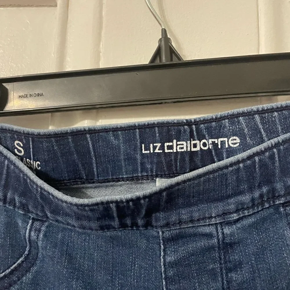 Liz Claiborne classic jegging pants
